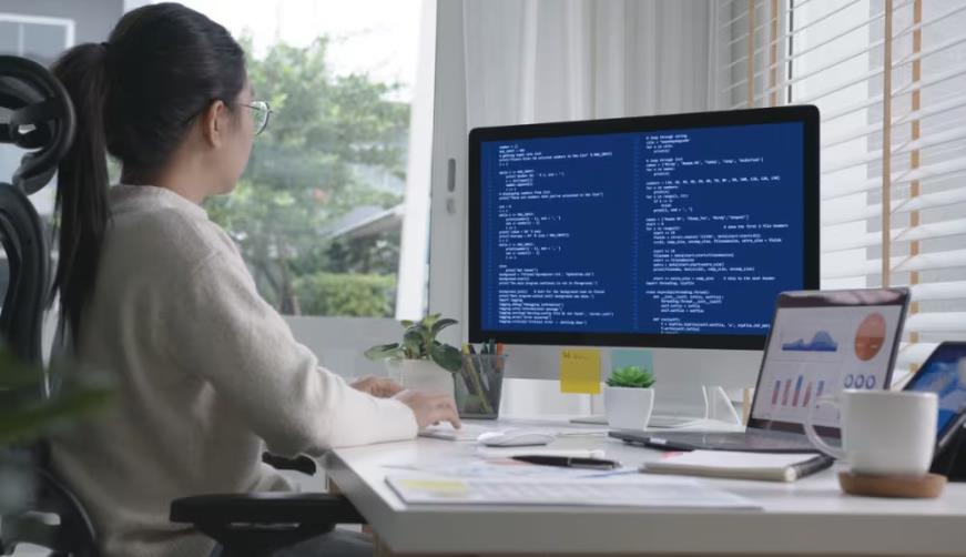 克什克腾旗企业数字化解决方案：机器学习赋能商业模式升级的核心路径